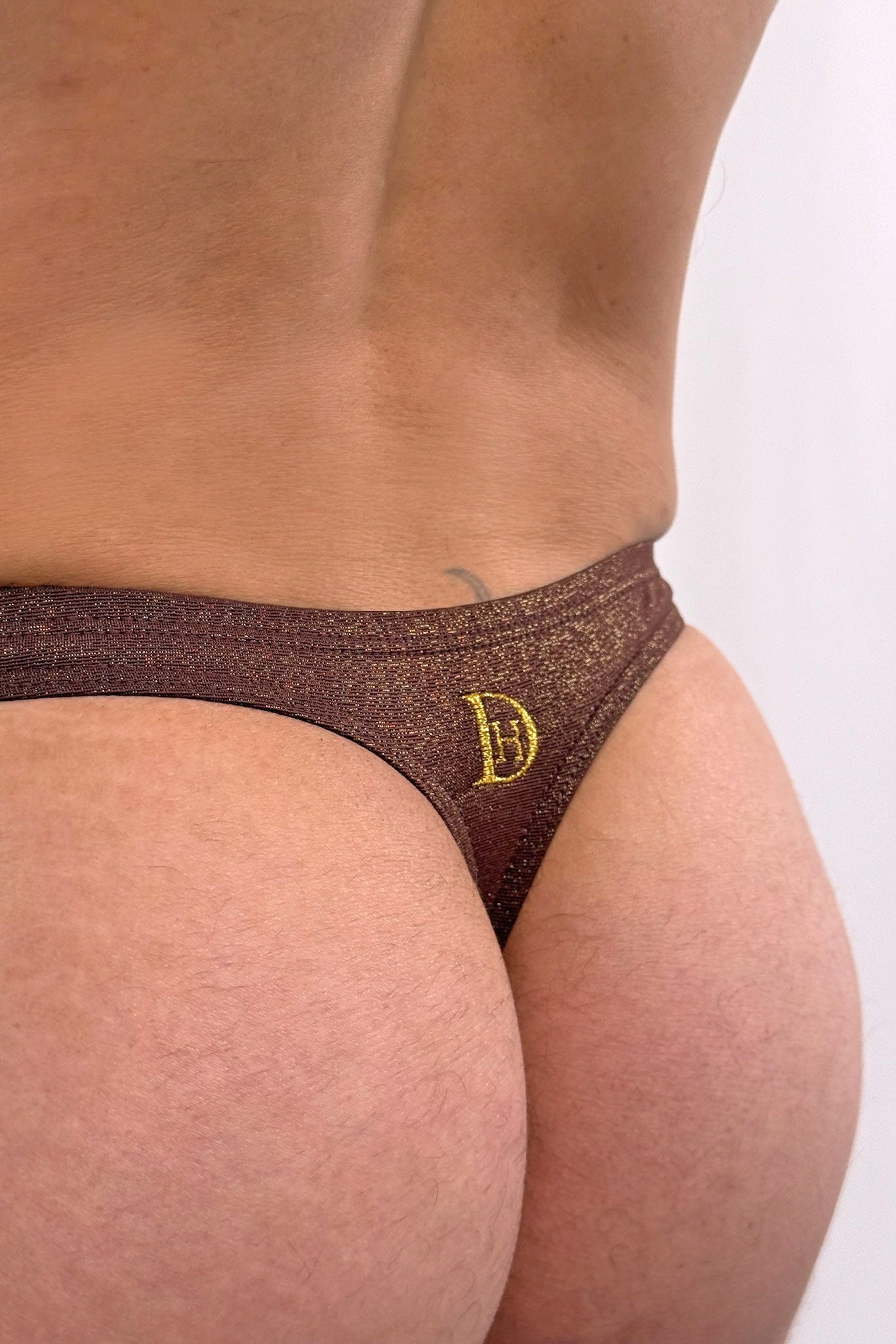Pecado Thong - Brown Radiance
